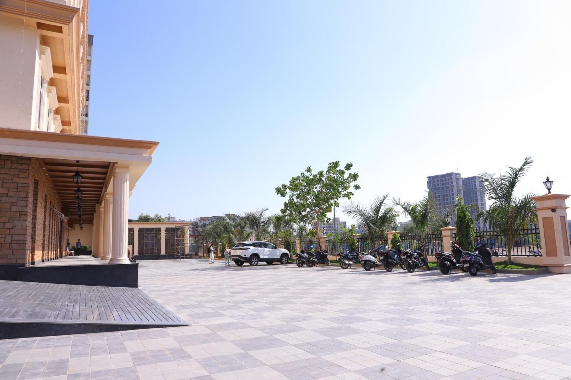 Le Vivanta Virār Zewnętrze zdjęcie